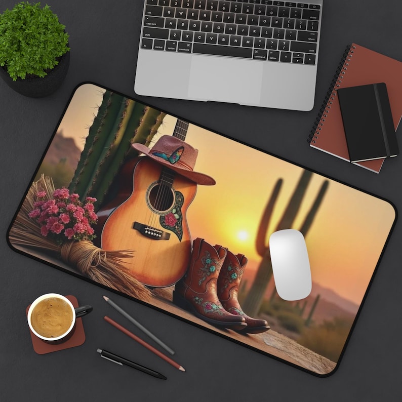 Desert Guitar Mouse Pad, Cactu – Tech Accessories To Gift recenzja i cena