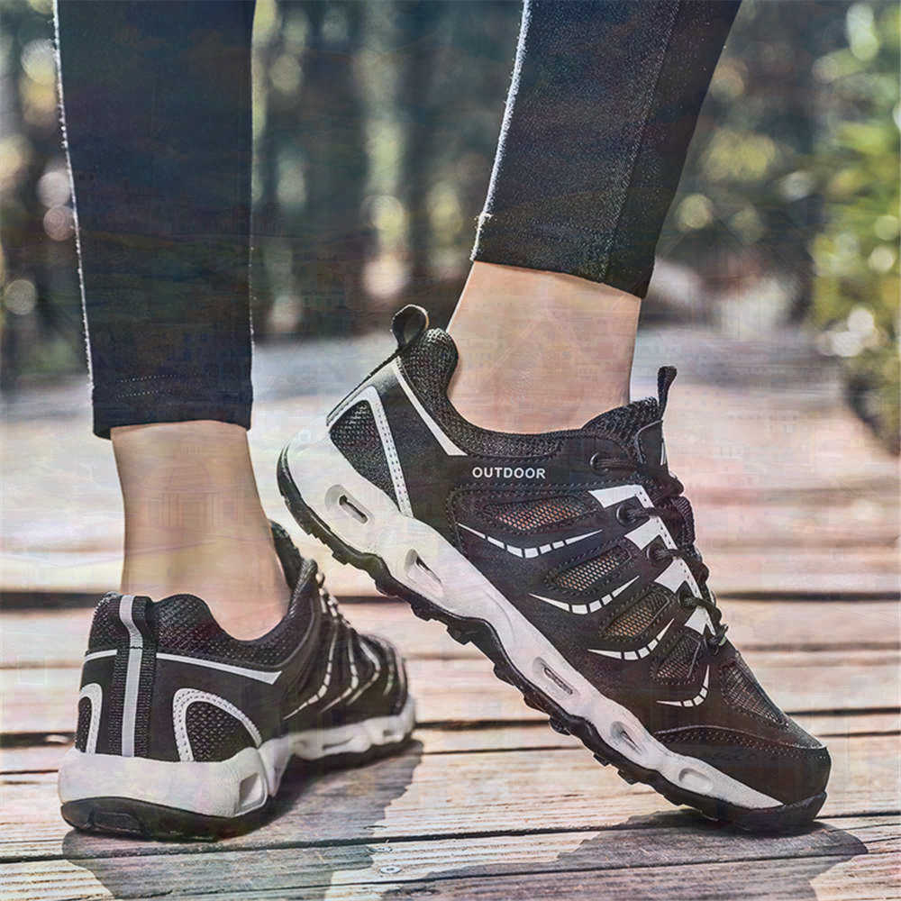 Sumer Round Tip Silver Sneaker – Tech Accessories Types recenzja i cena